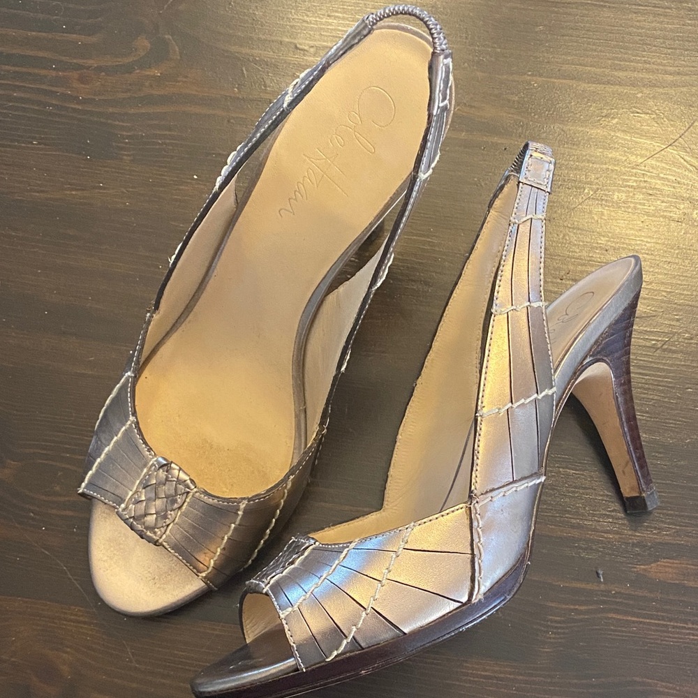 Cole Haan Metallic neutral 6 Slingback Heels